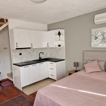 Apartmans Ozrenka Tučepi Extérieur photo