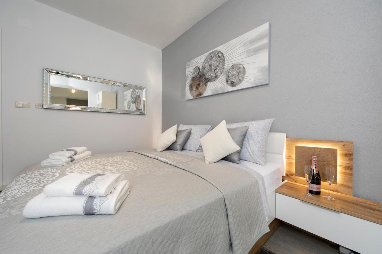 Apartmans Ozrenka Tučepi Extérieur photo