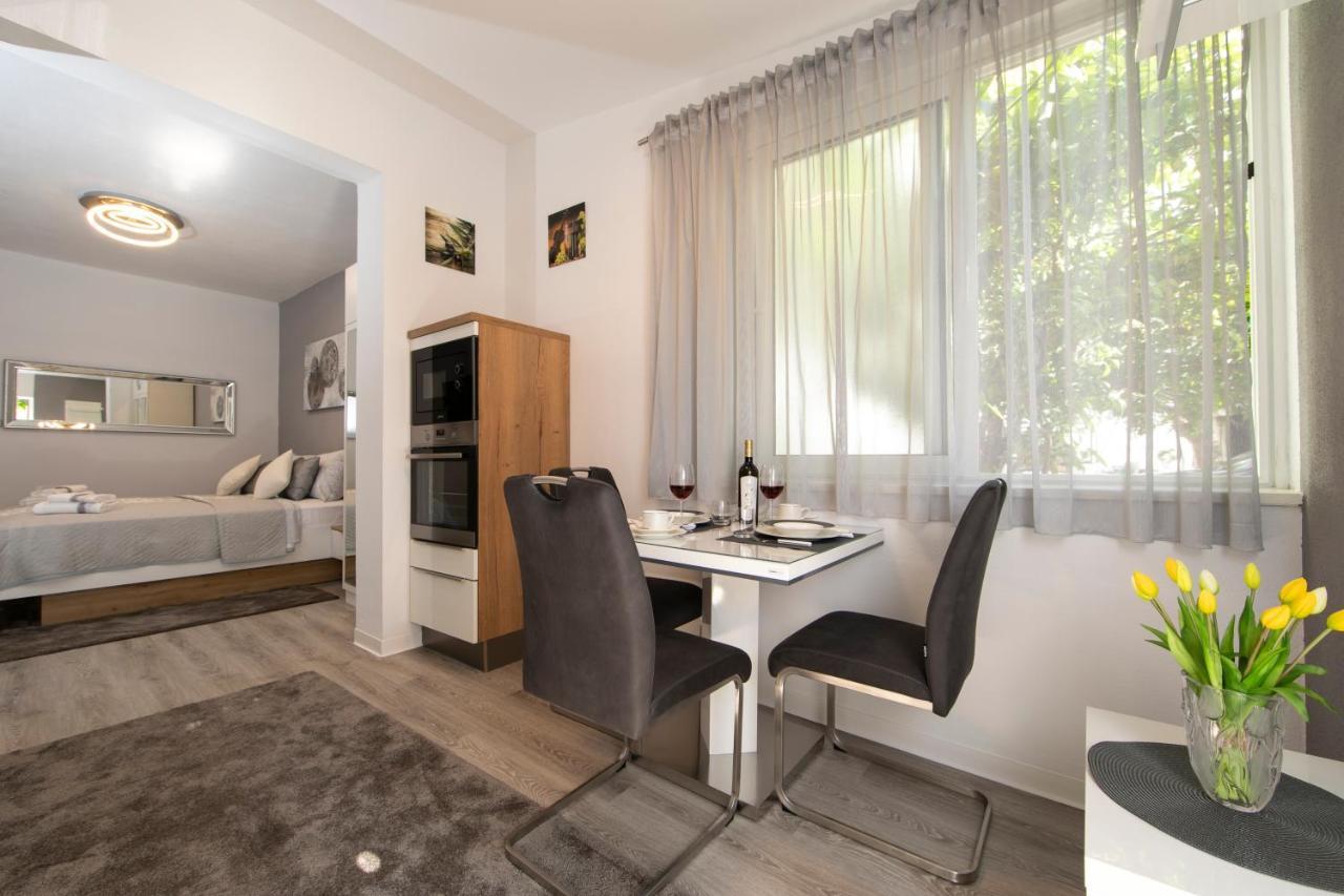 Apartmans Ozrenka Tučepi Extérieur photo