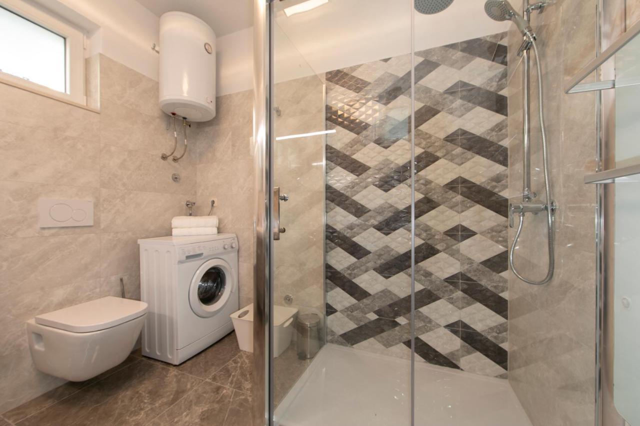 Apartmans Ozrenka Tučepi Extérieur photo