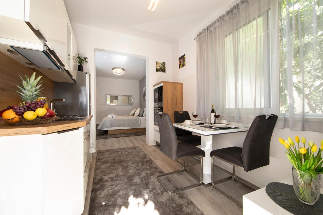 Apartmans Ozrenka Tučepi Extérieur photo