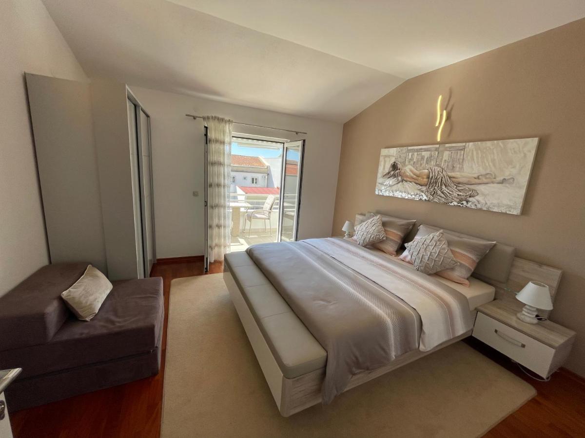 Apartmans Ozrenka Tučepi Extérieur photo